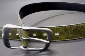 キップスキン　カーキ　ベルト